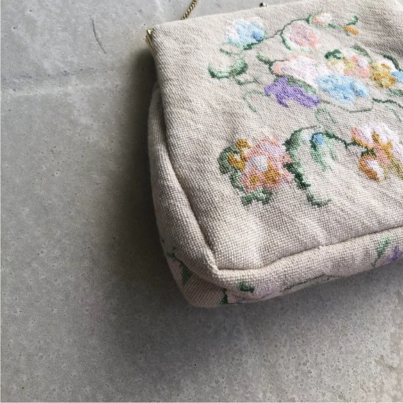Floral Tapestry Carpet Bag Purse Vintage 50s 60s Embroidery Needle Mary Poppins - Picture 3 of 9